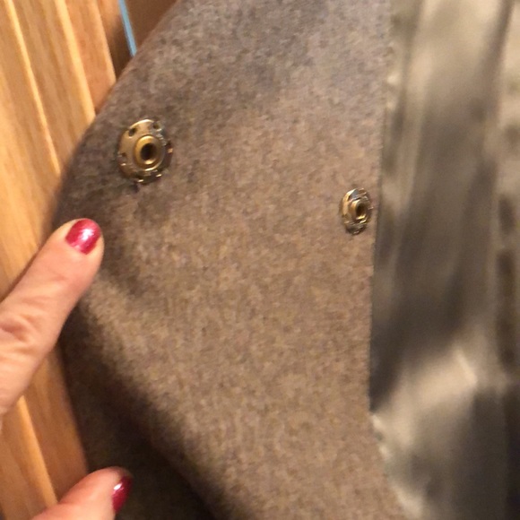 Full length Hugo Boss coat with hood. - Picture 4 of 10